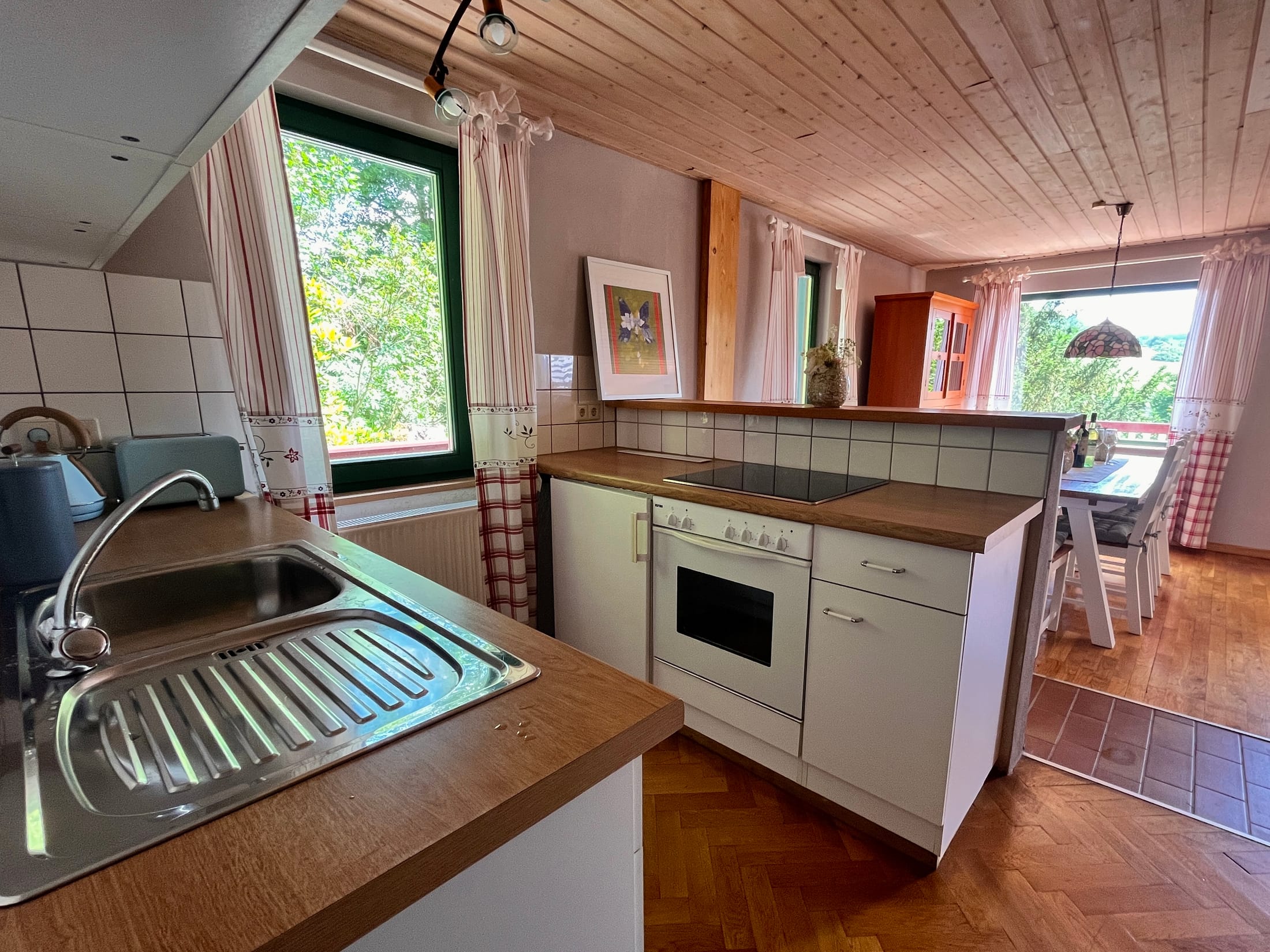 Küche – Waldhaus im Erzgebirge (Bild 1 von 4)