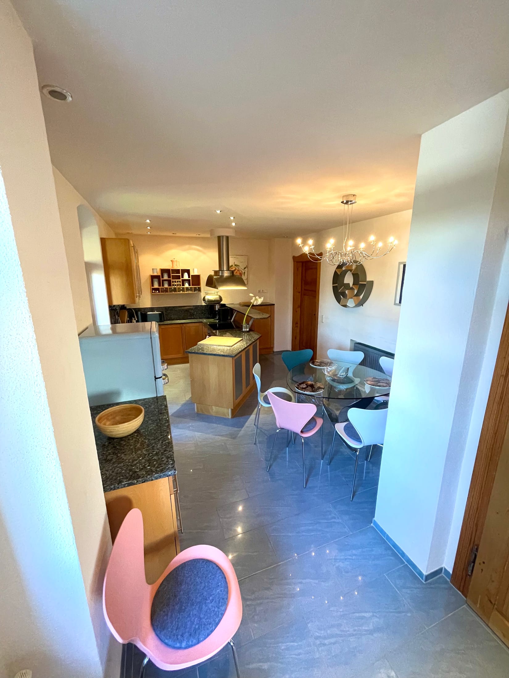 Küche – Design-Apartment in der Sternkopf-Engel-Villa (Bild 3 von 3)