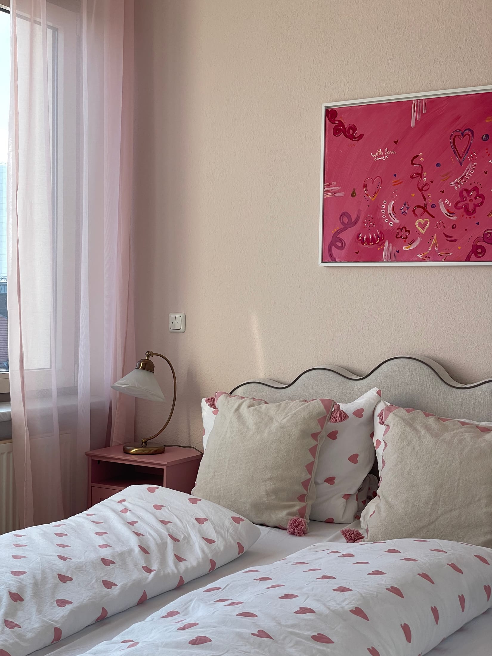 Schlafzimmer – Panoramablick am Theaterplatz – stilvolle Wohnung in Chemnitz (Bild 5 von 5)